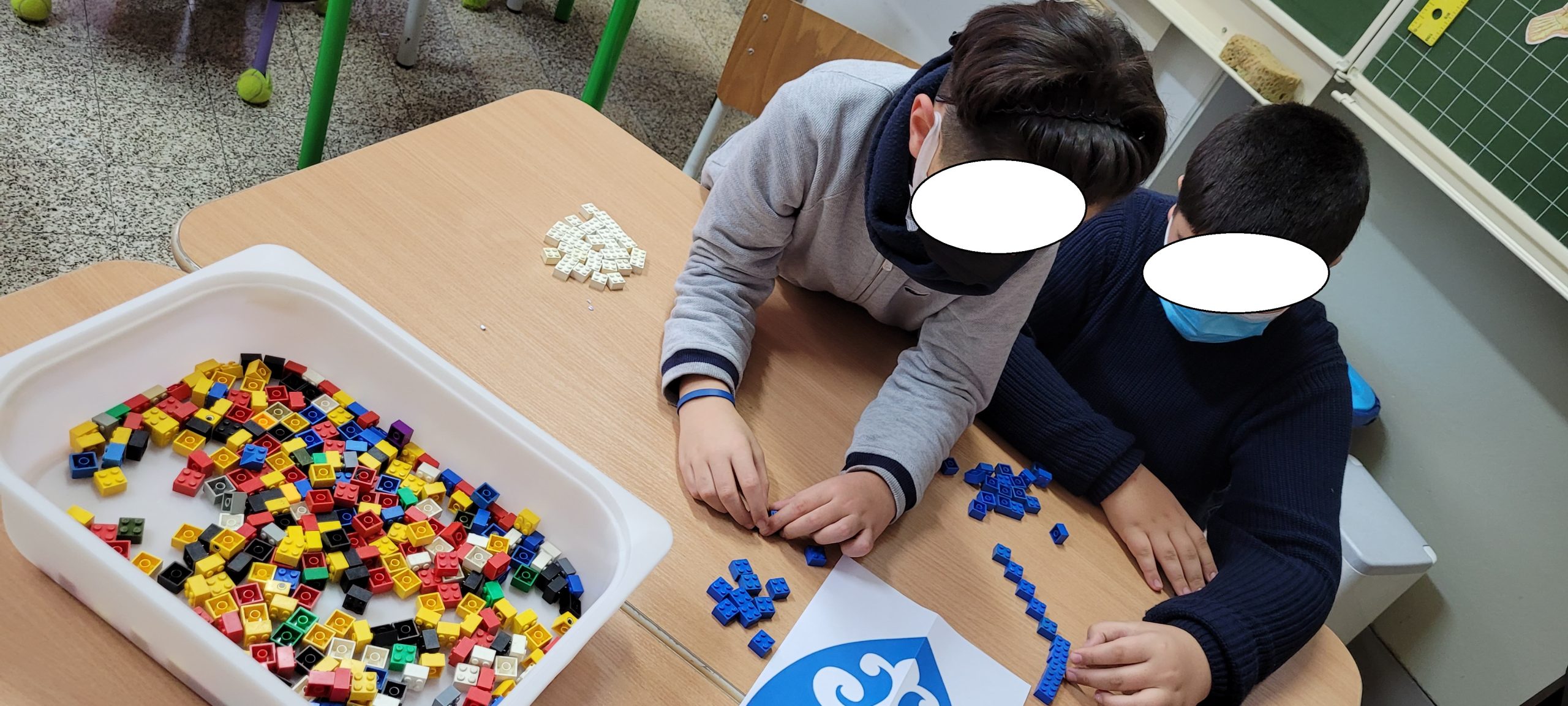 Où il est question de symétrie, de Lego et de Minecraft